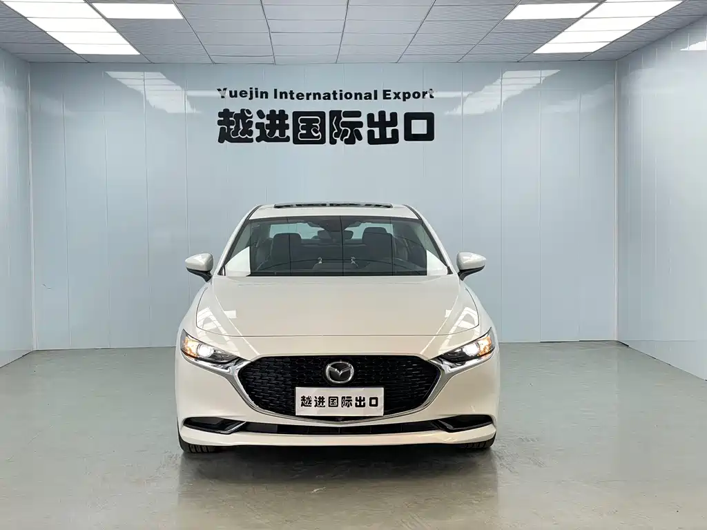 Mazda 3 Axela 2023