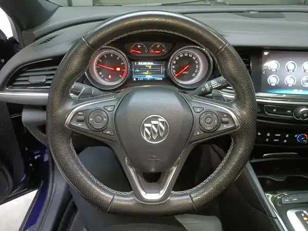 Buick Regal 2018