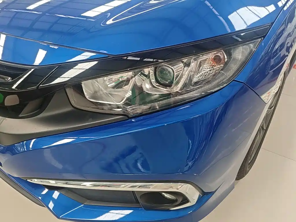 Honda Civic 2019 — фото 24