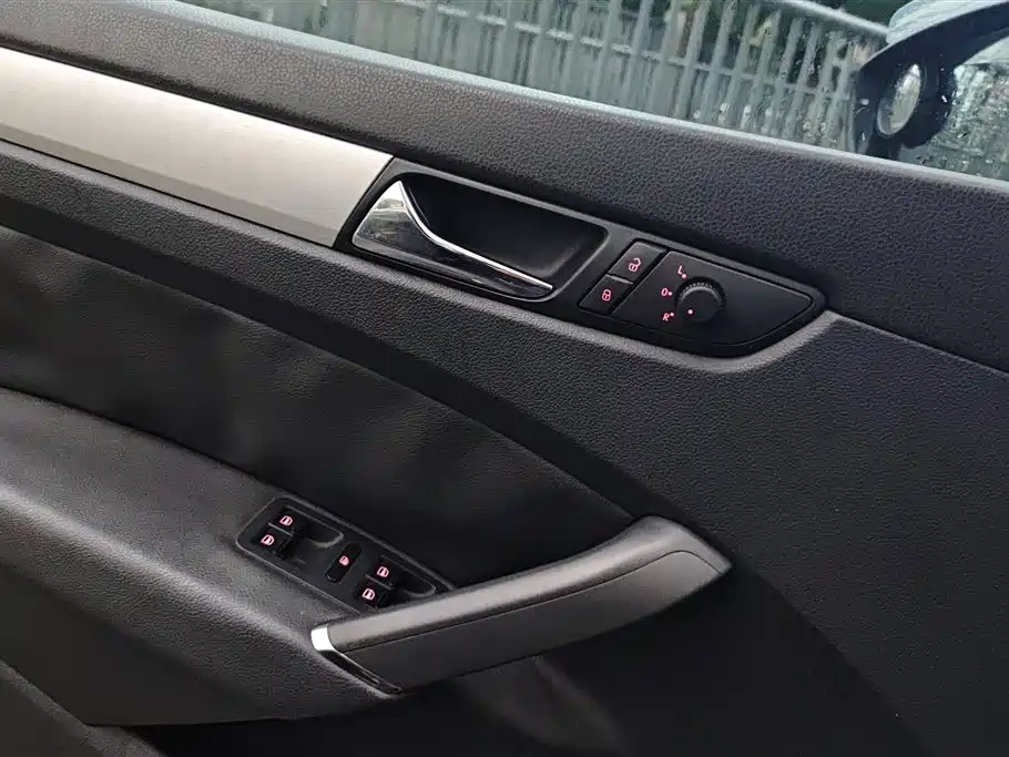 Volkswagen Passat 2014