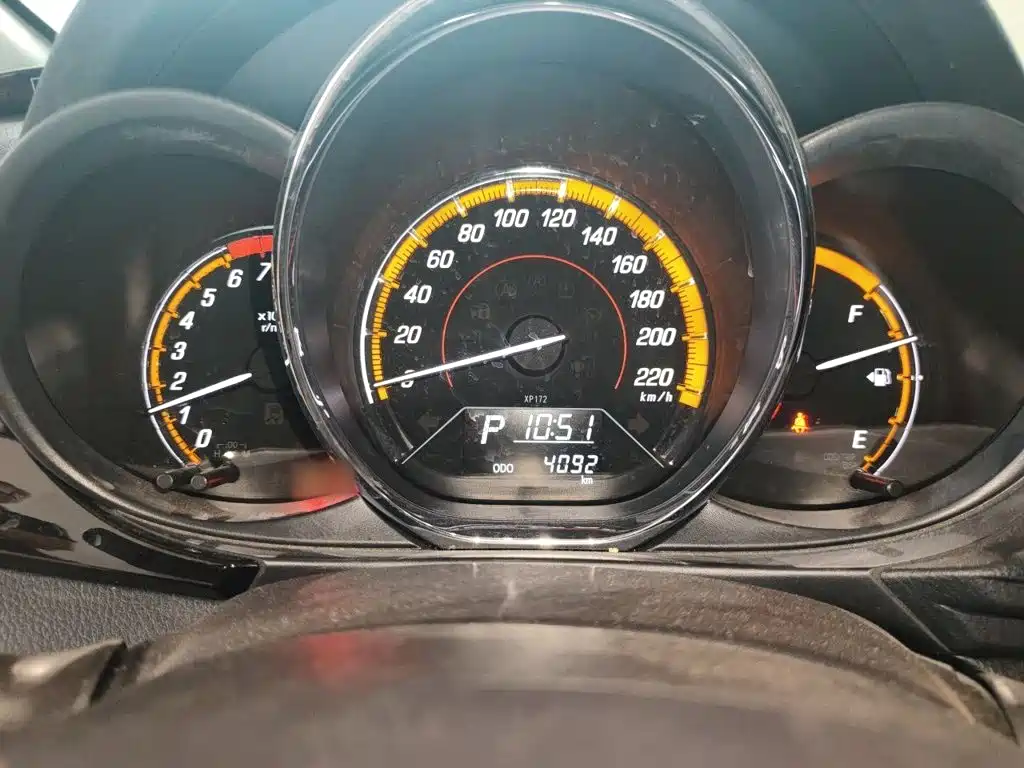 Toyota Yaris L 2022