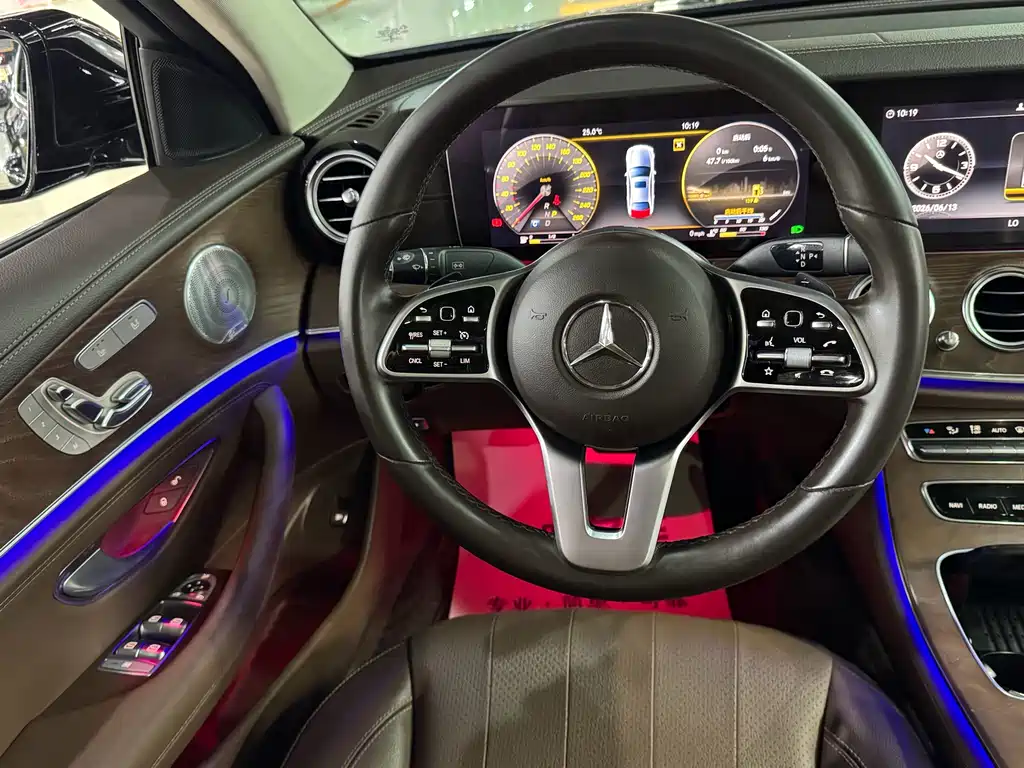 Mercedes-Benz E-Class 2020 — фото 10