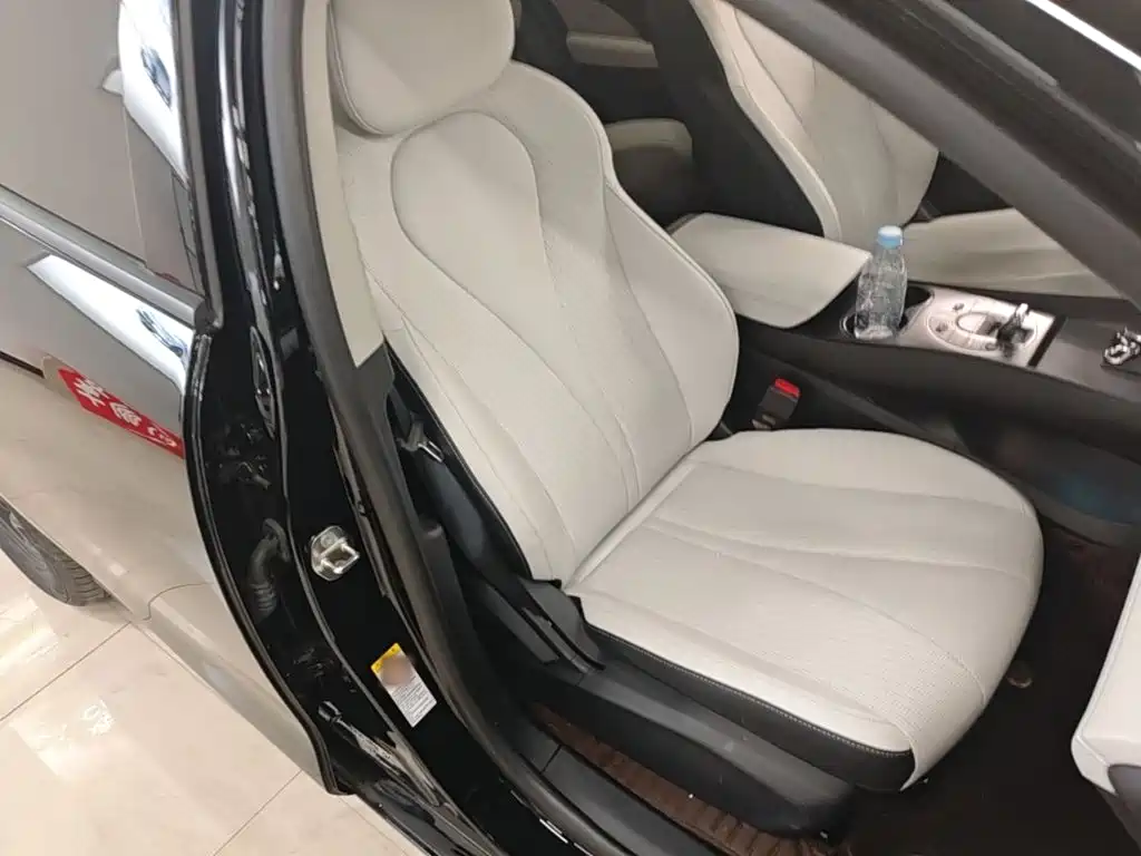 BYD Seal 05 DM-i 2025 — фото 25