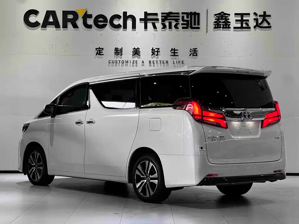 Toyota Alphard 2018 — фото 6