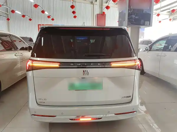 Buick GL8 New Energy 2025