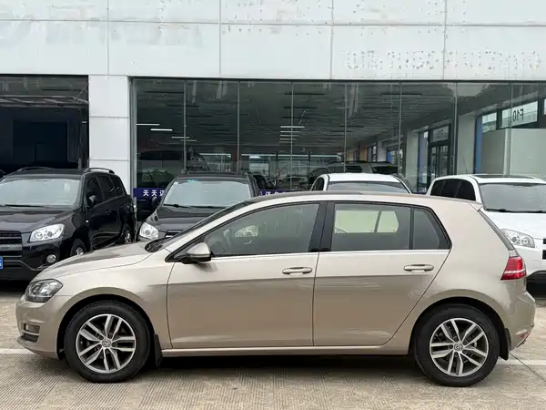 Volkswagen Golf 2014