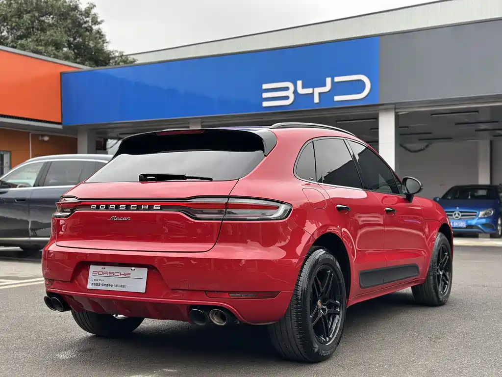 Porsche Macan 2020 — фото 18