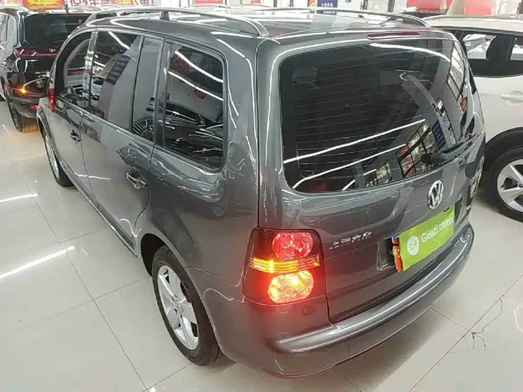 Volkswagen Touran 2015