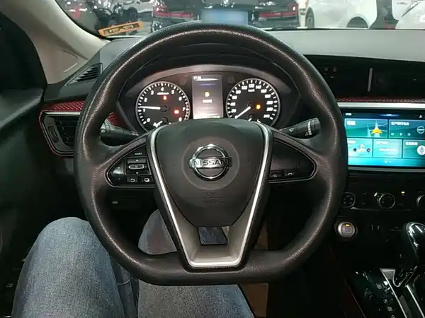 Nissan Bluebird 2020