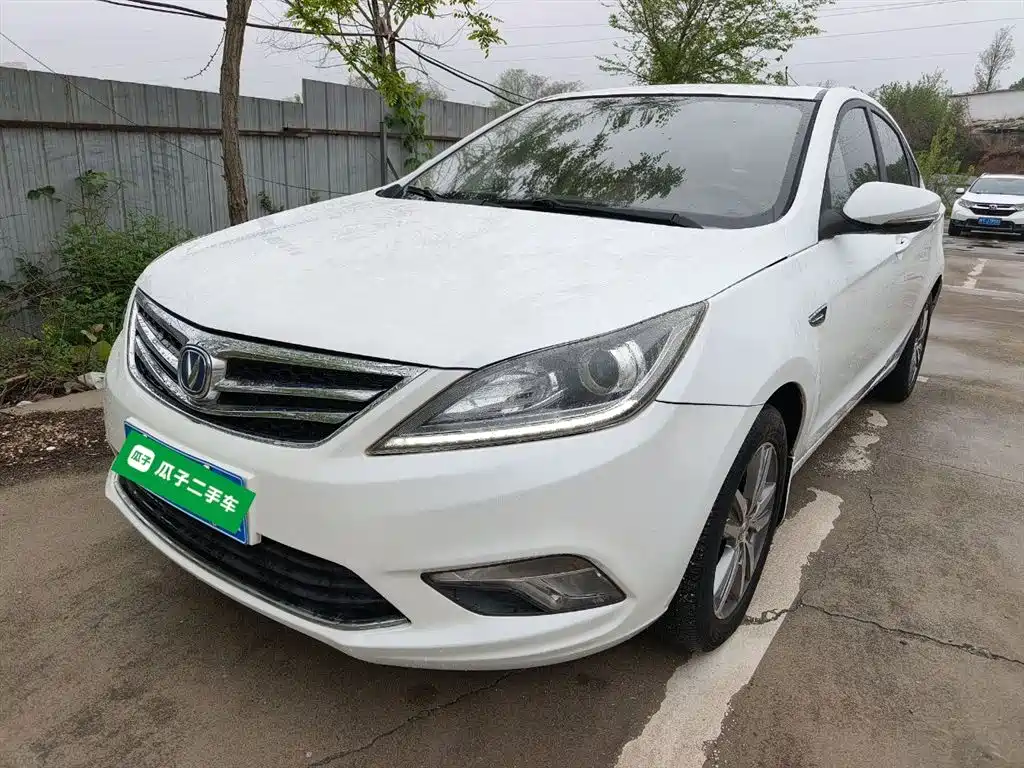 Changan Eado 2016 — фото 2