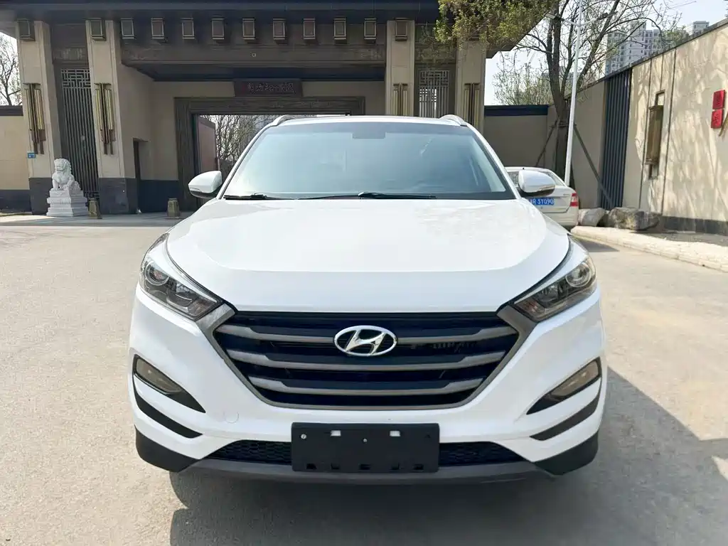 Hyundai Tucson 2017 — фото 2