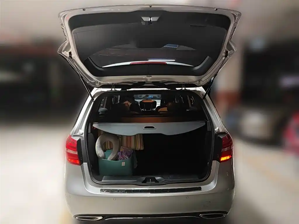 Mercedes-Benz B-Class 2018 — фото 17