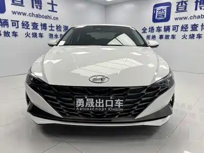 Hyundai Elantra 2022