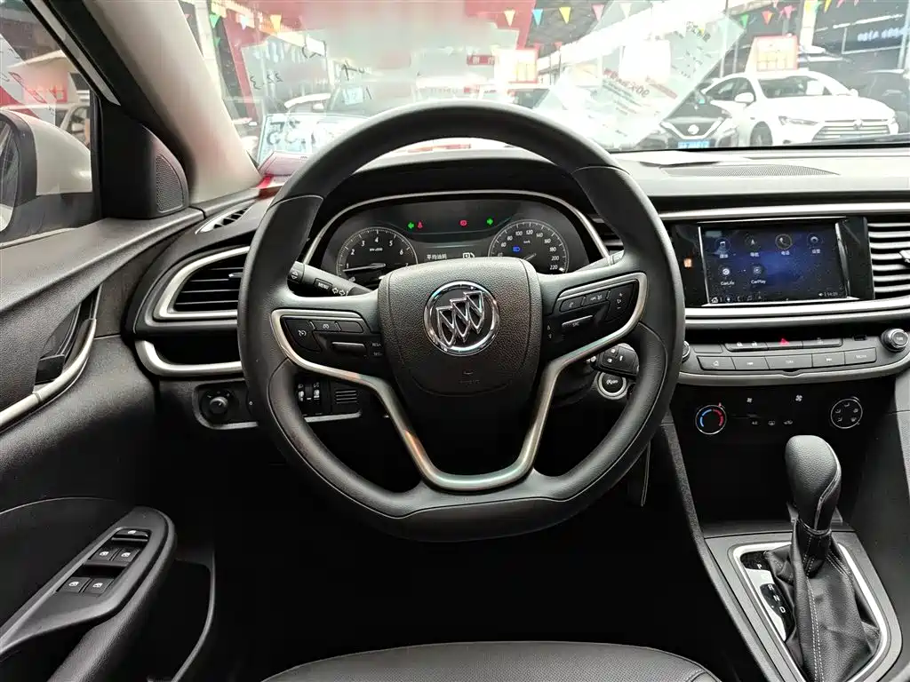 Buick Excelle 2022 — фото 11
