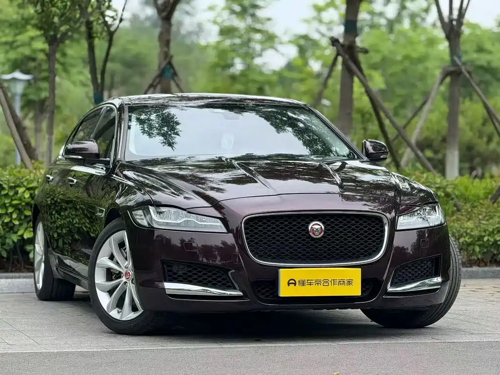 Jaguar XFL 2019 — фото 3