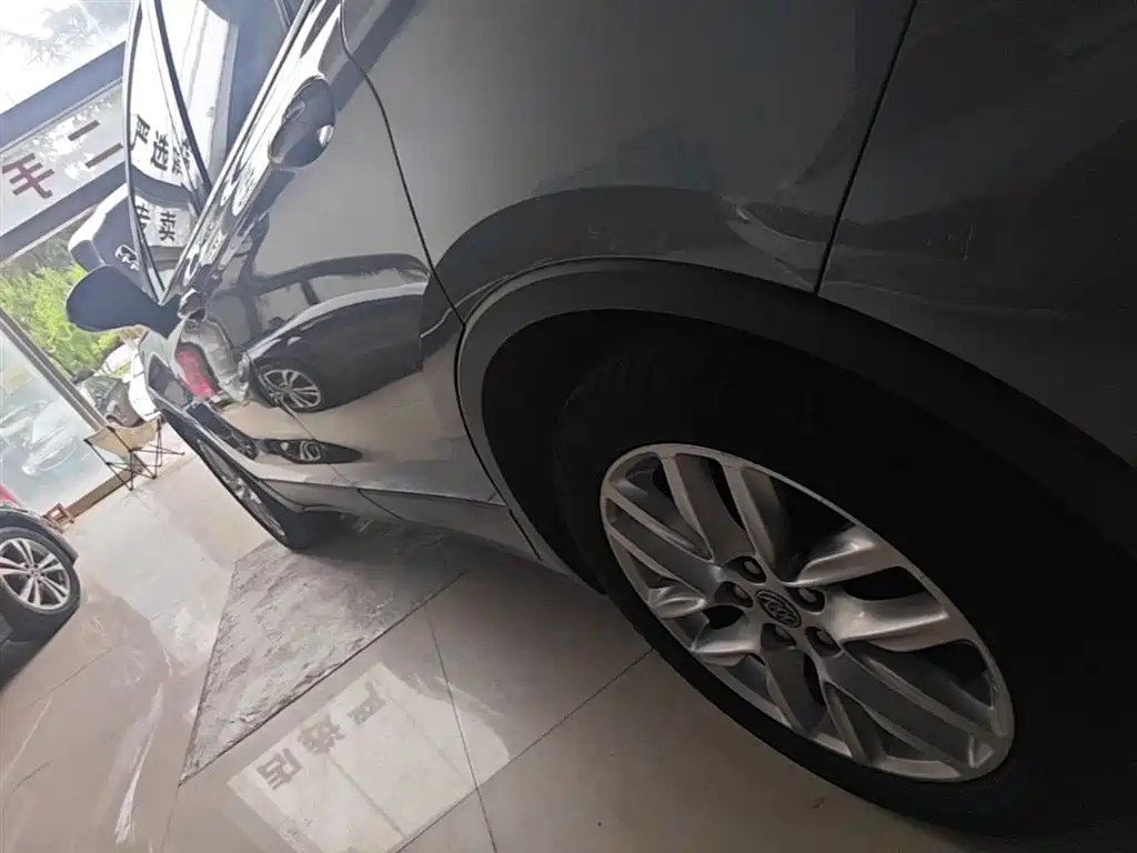 Buick Envision Plus 2017 — фото 22