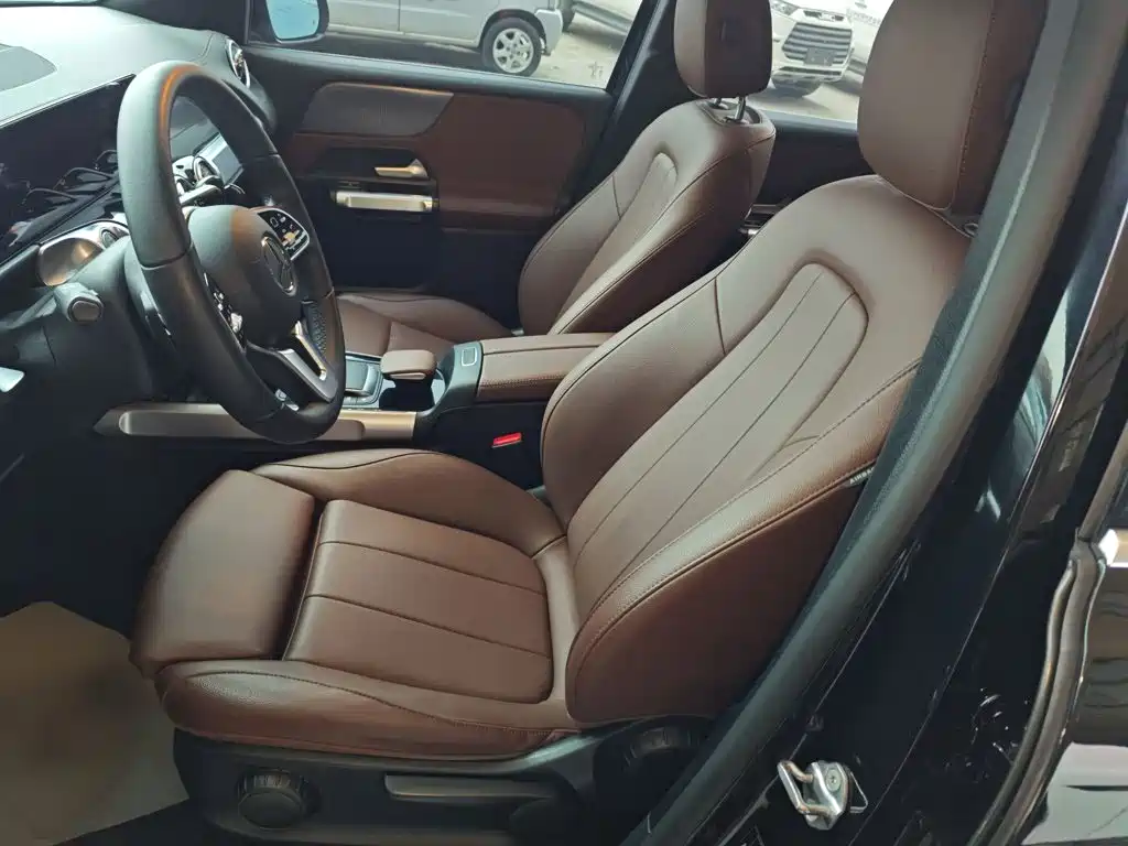 Mercedes-Benz GLB 2022 — фото 15