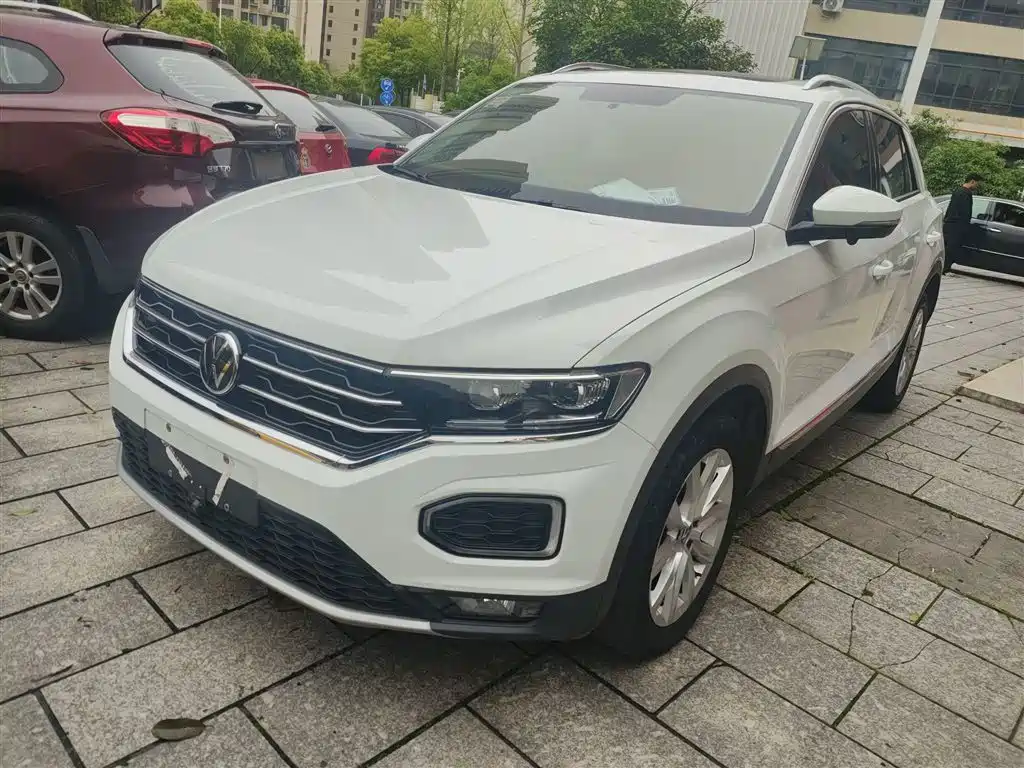 Volkswagen T-Roc 2022 — фото 2