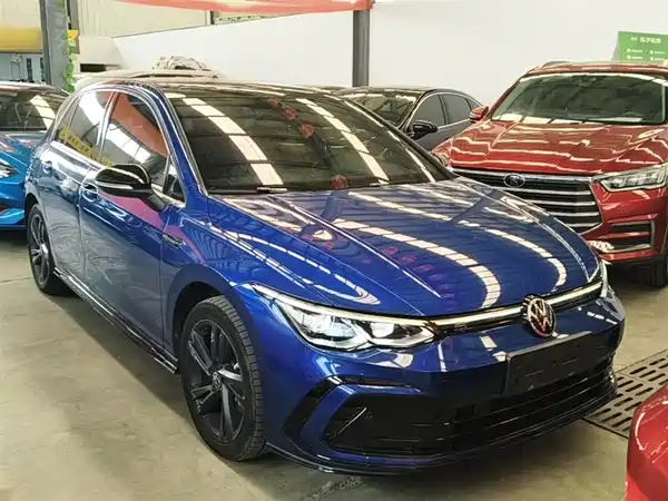 Volkswagen Golf 2021