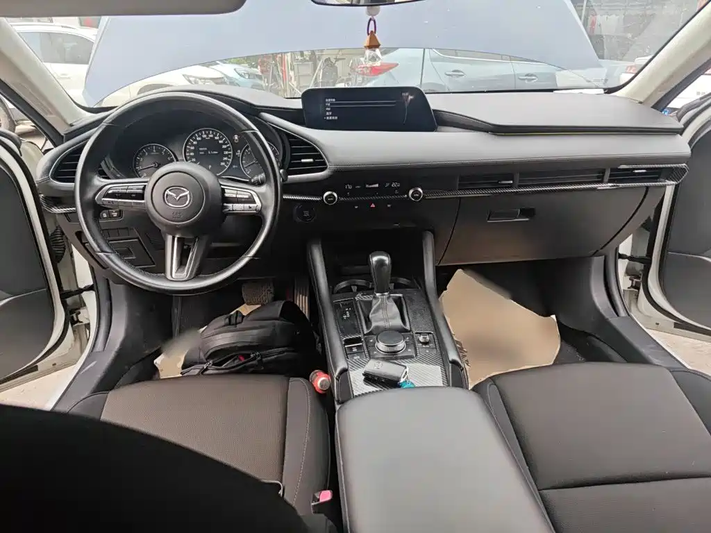 Mazda 3 Axela 2020