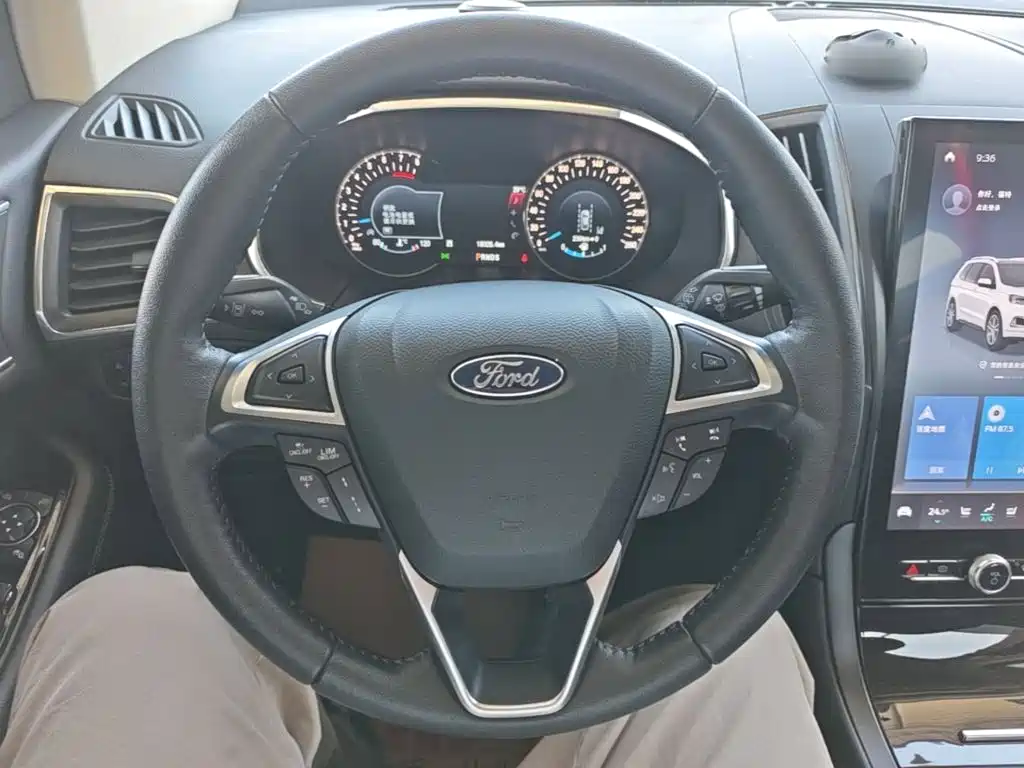 Ford Edge 2020 — фото 11