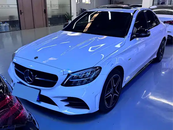 Mercedes-Benz C-Class 2020