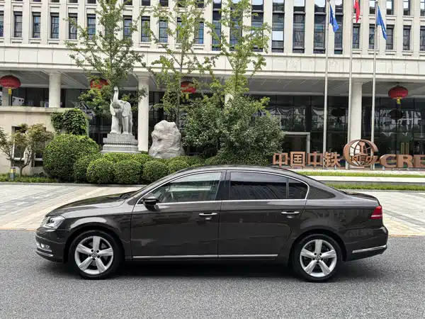 Volkswagen Magotan 2015