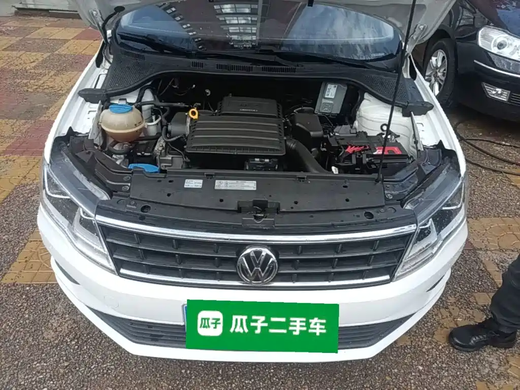 Volkswagen Jetta 2017 — фото 20