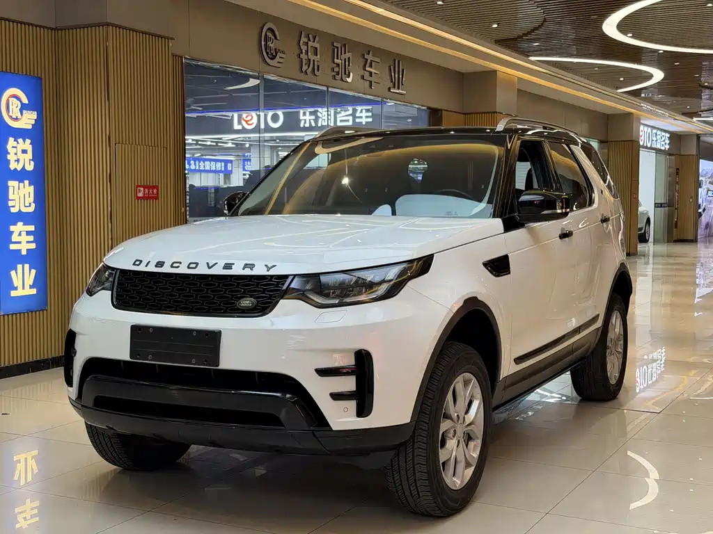 Land Rover Discovery 2019 — фото 1