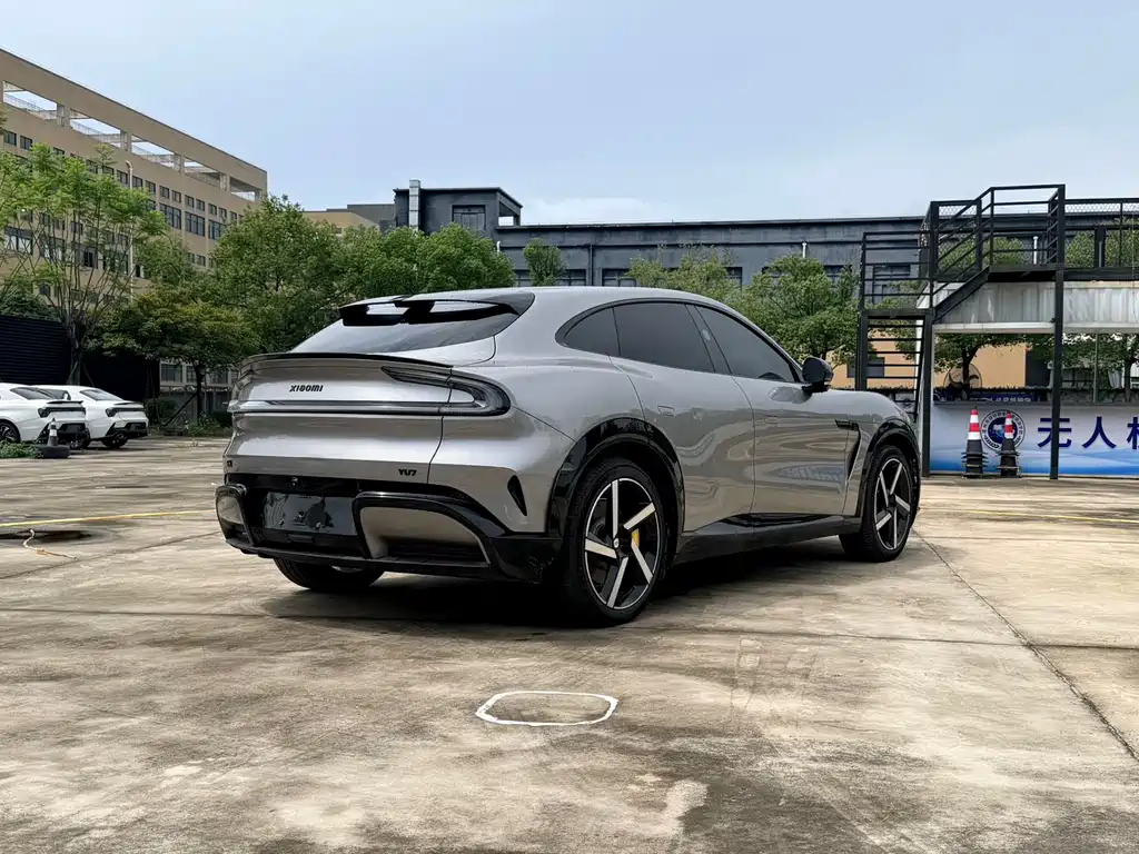 Xiaomi YU7 2026 — фото 3
