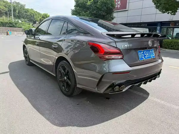 MG MG5 Scorpio 2022