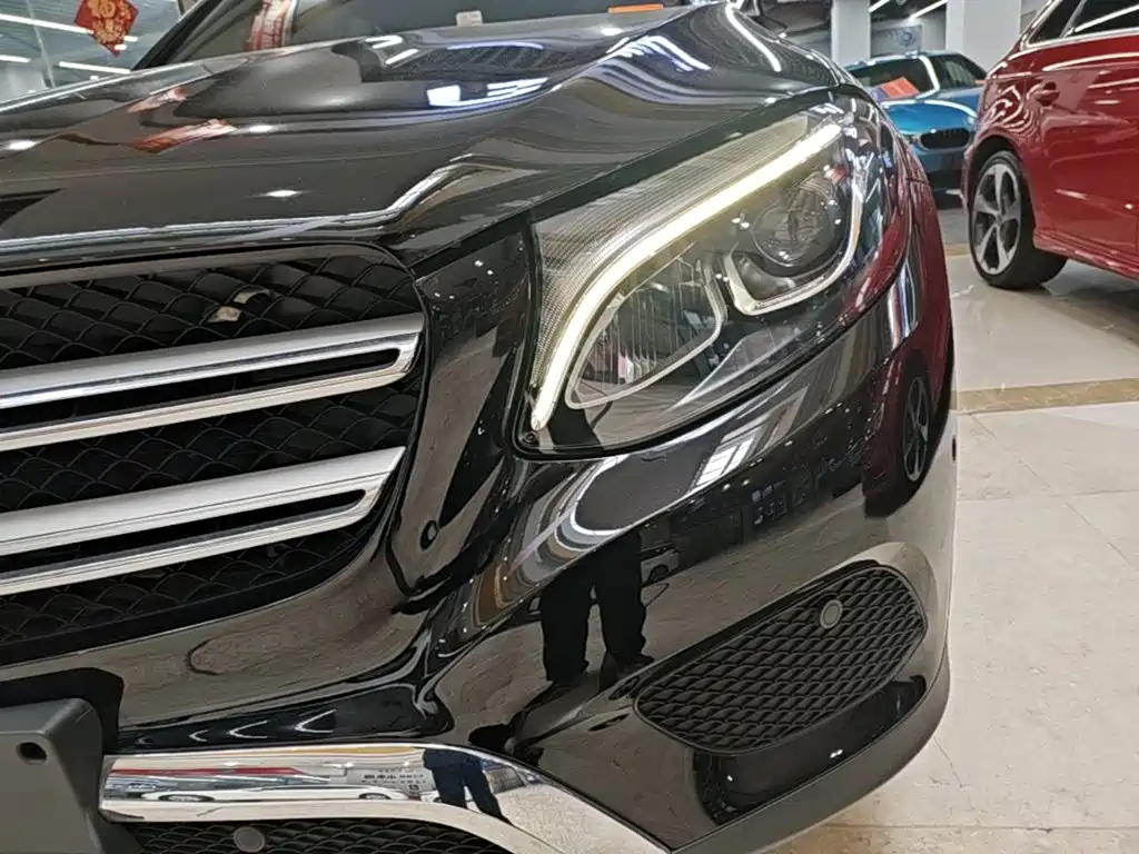 Mercedes-Benz GLC 2018 — фото 18