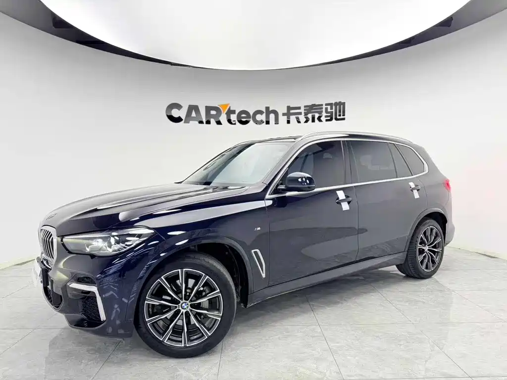 BMW X5 2022 — фото 1
