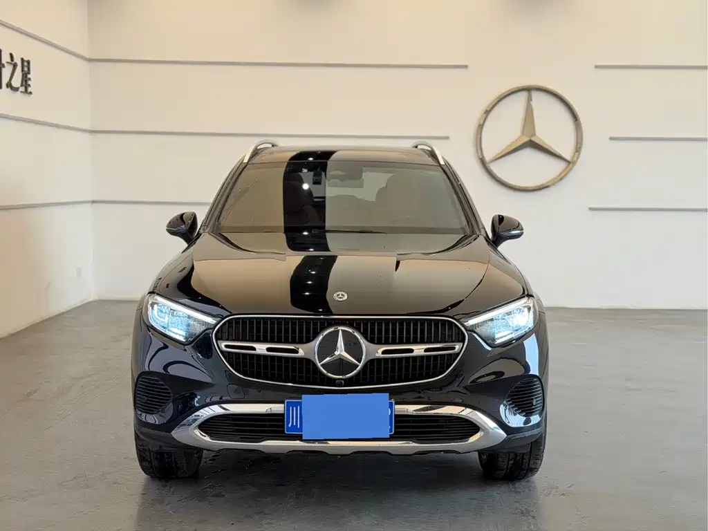 Mercedes-Benz GLC 2023