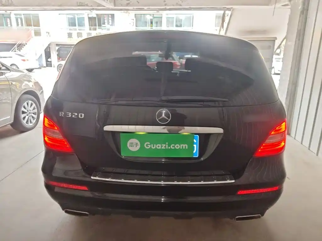 Mercedes-Benz R-Class 2016