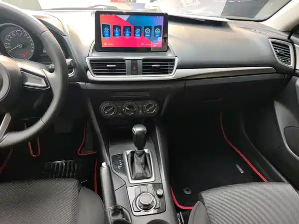 Mazda 3 Axela 2019
