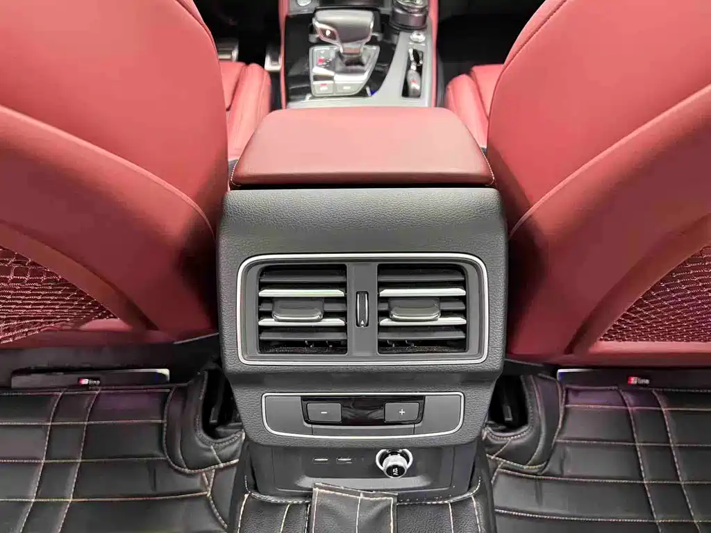 Audi Q5L 2026 — фото 17