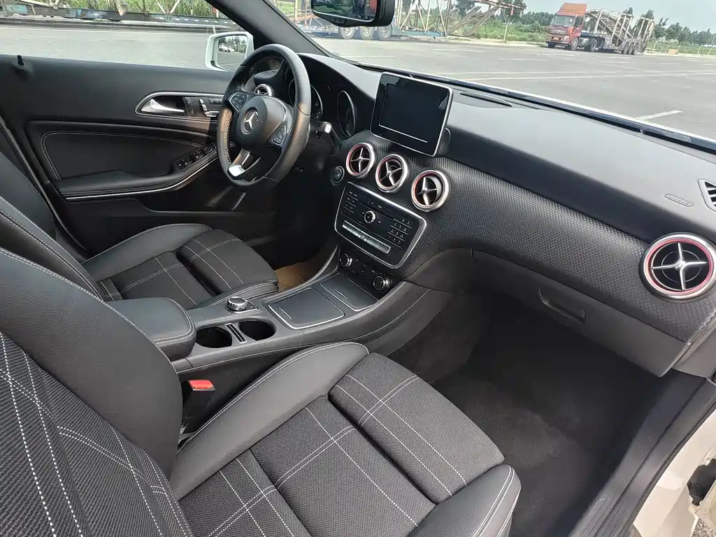 Mercedes-Benz A-Class 2016