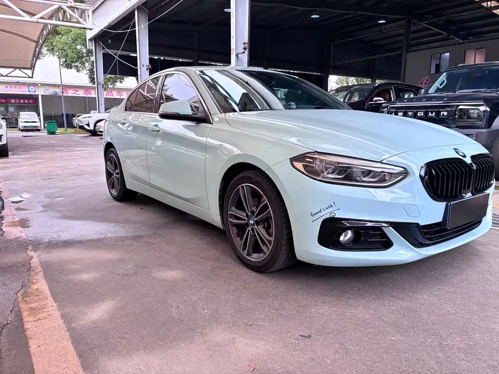 BMW 1 Series 2019 — фото 3