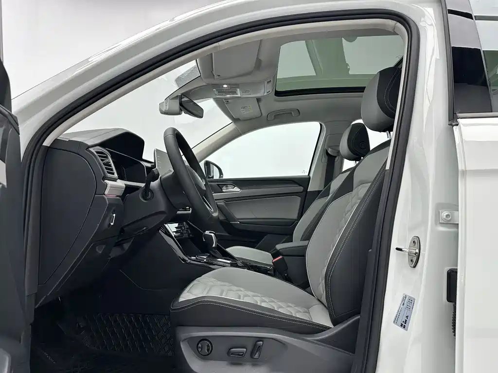 Volkswagen Tayron 2023