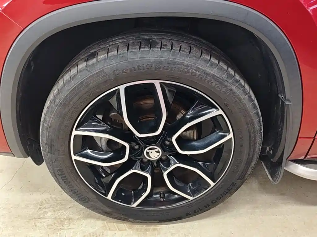 Skoda Kodiak GT 2019 — фото 23