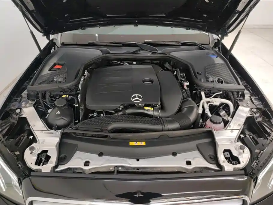 Mercedes-Benz E-Class 2020 — фото 10