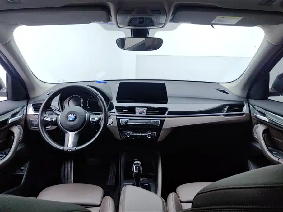 BMW X1 2021 — фото 12