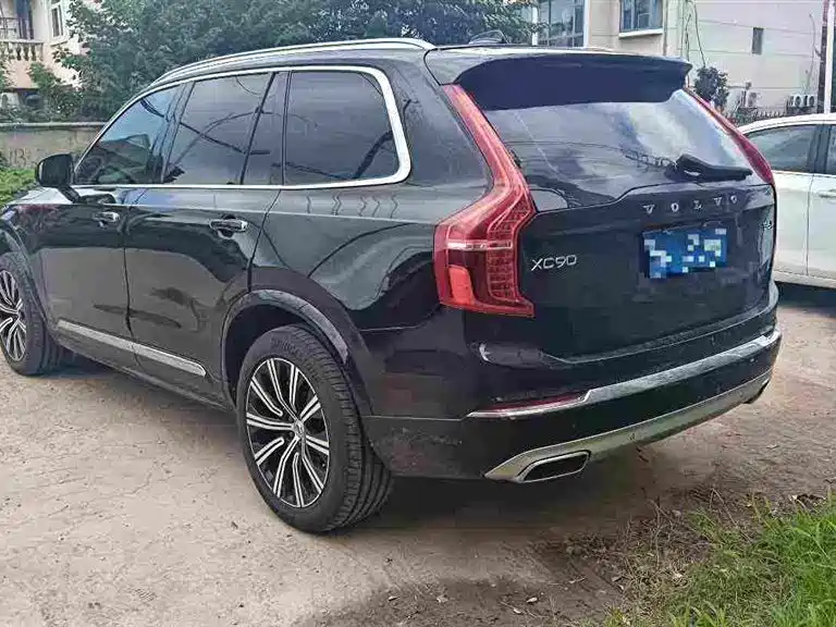 Volvo XC90 2021 — фото 9
