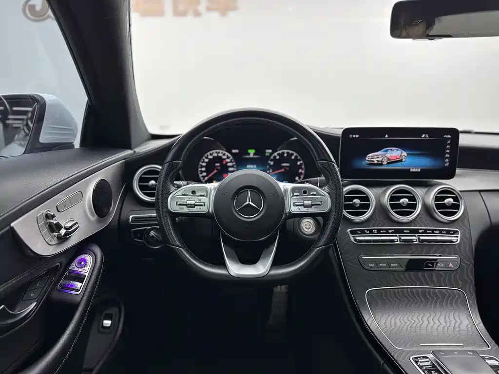Mercedes-Benz C-Class 2021 — фото 13