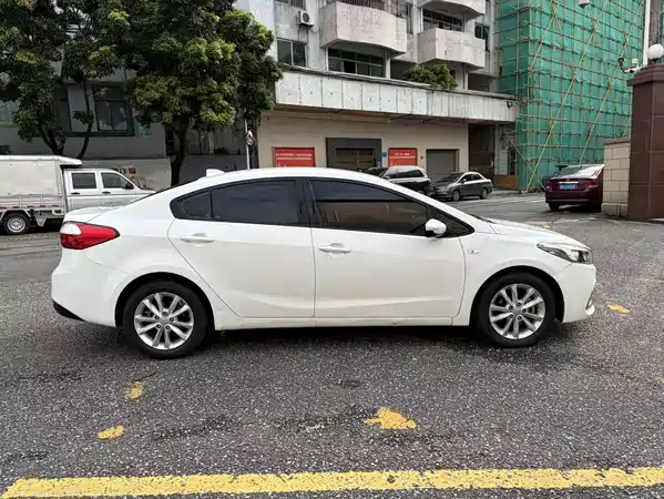 Kia K3 2017