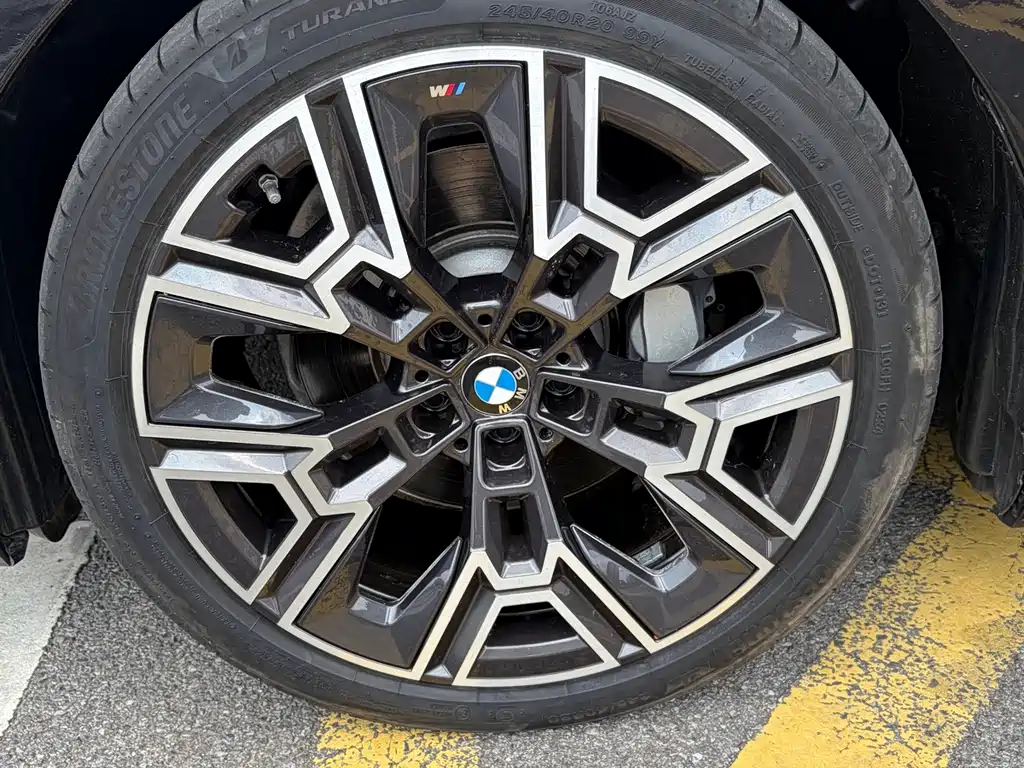BMW 5 Series 2024