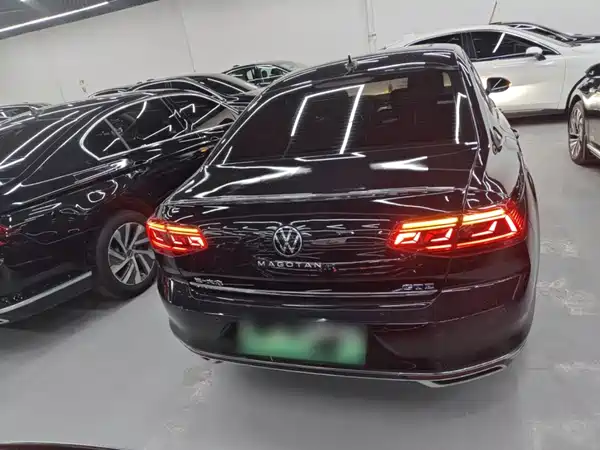 Volkswagen Magotan PHEV 2024