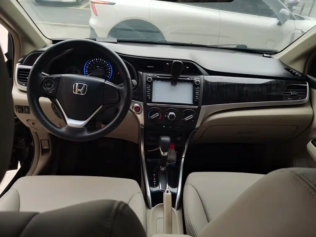 Honda Crider 2014 — фото 10