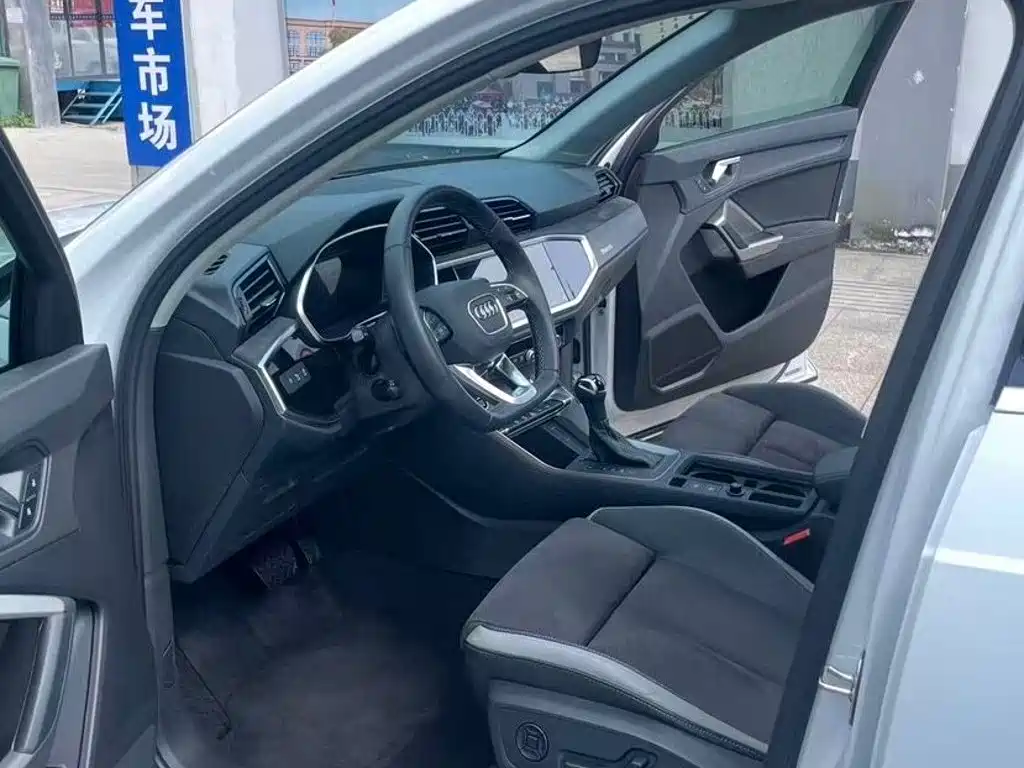 Audi Q3 2022